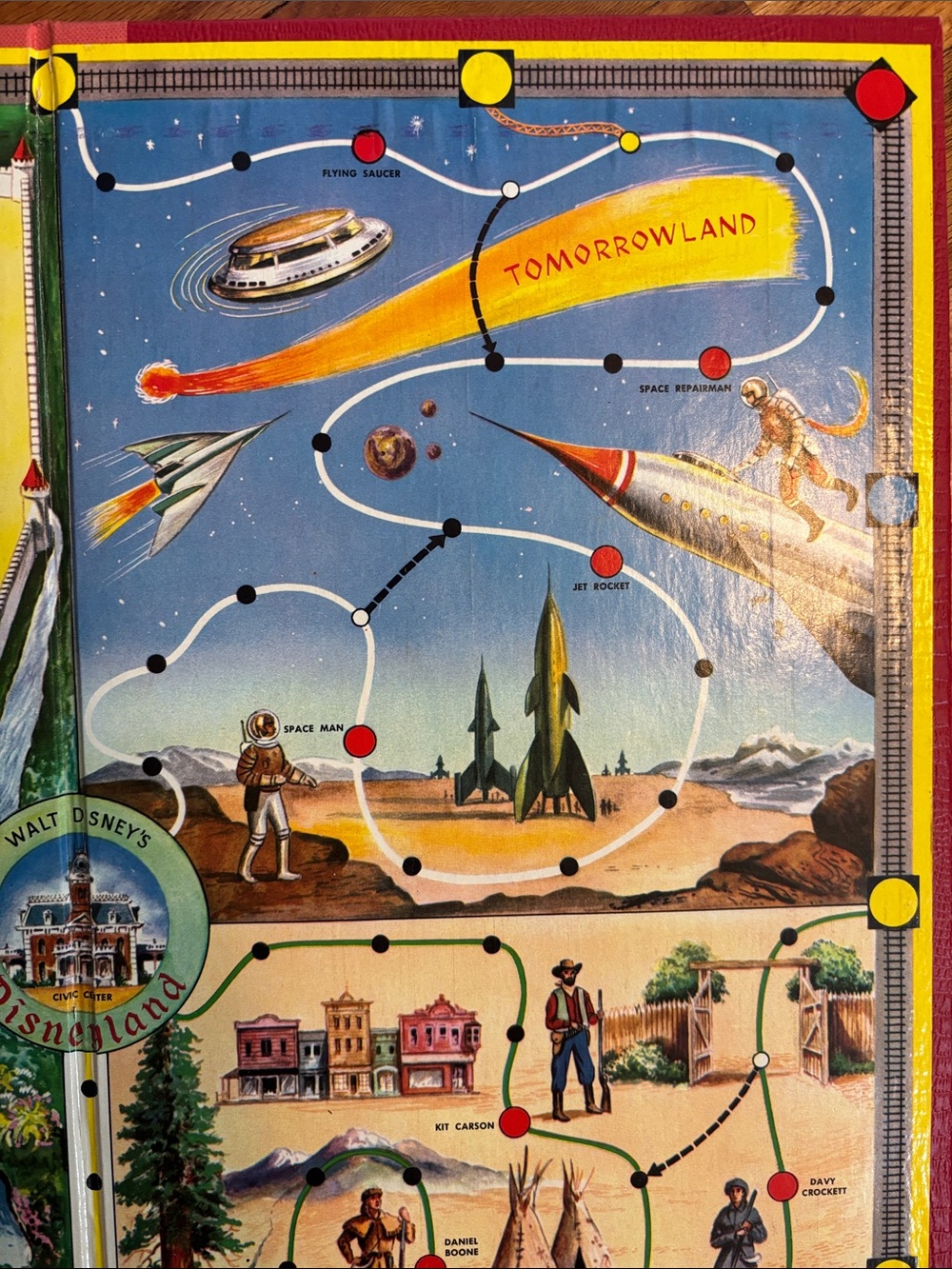 Disney DIsneyland Game Box - Red with Green and Yellow Logo - Picture 7 of 9